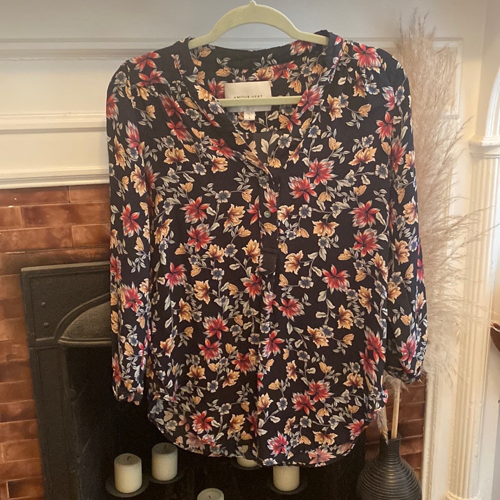 Amount Vert Amy Blouse - sold out